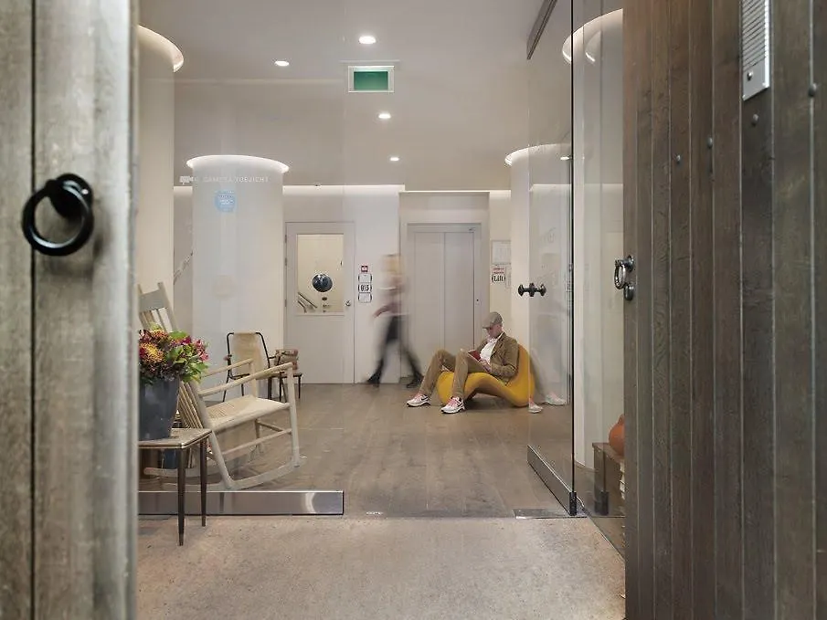 Townhouse Maastricht & Spa 4*,
